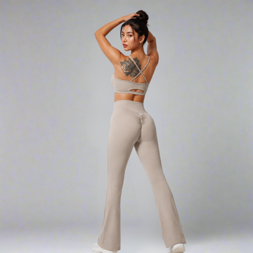 Contrasting Color Yoga Set